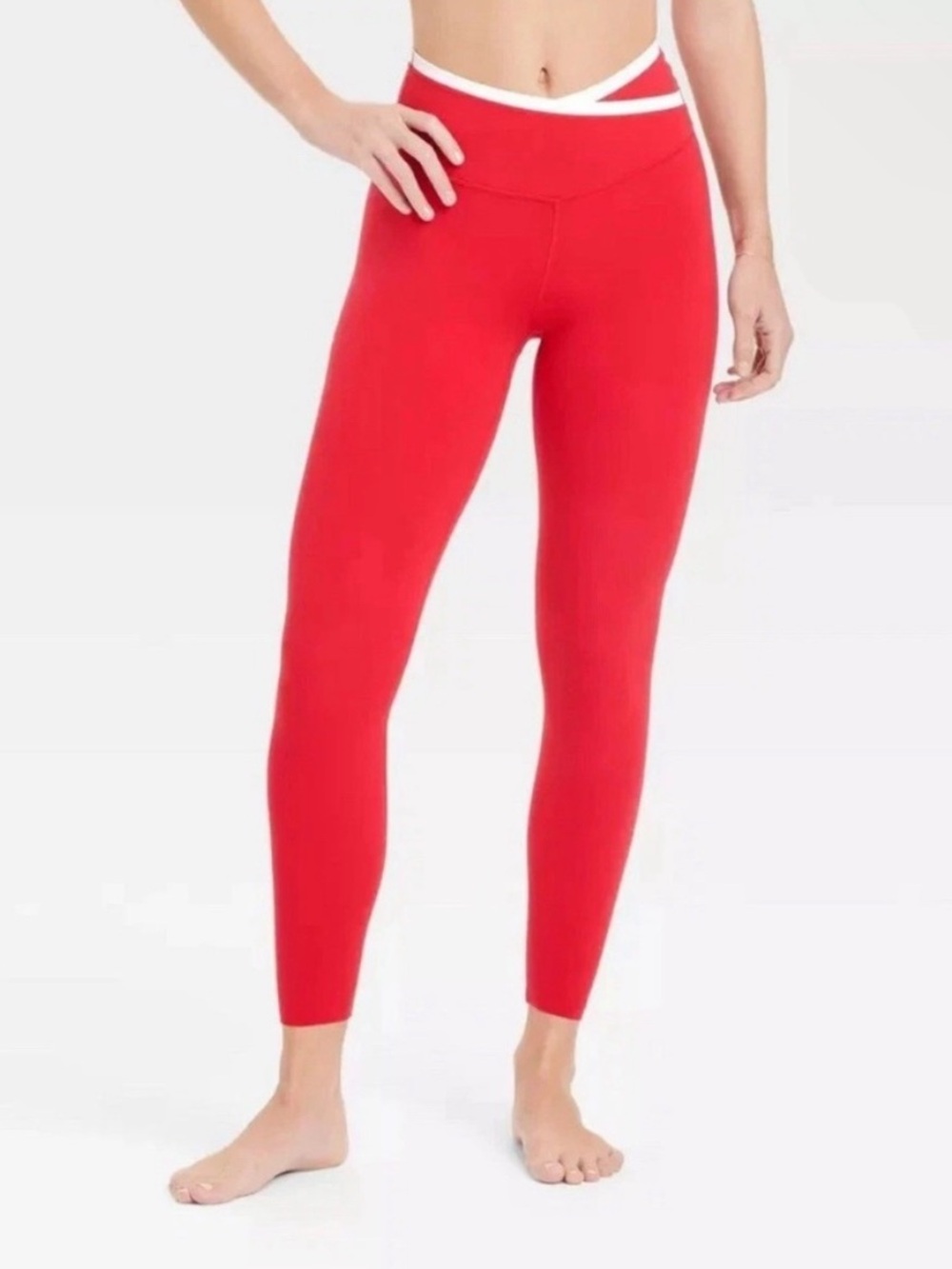 All In Motion - Women’s Everyday Soft V-Waisted 7/8 Legging